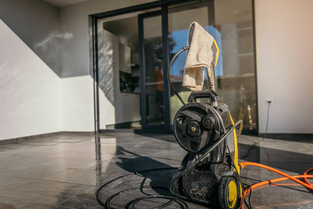 Best Graffiti Removal  in South Apopka, FL